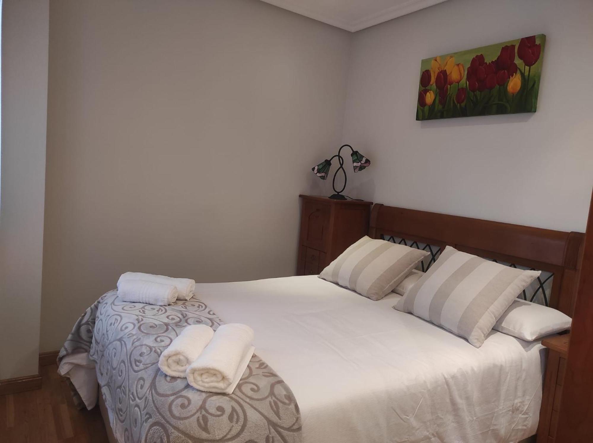 Avello Oviedo Con Parking Apartment Exterior photo
