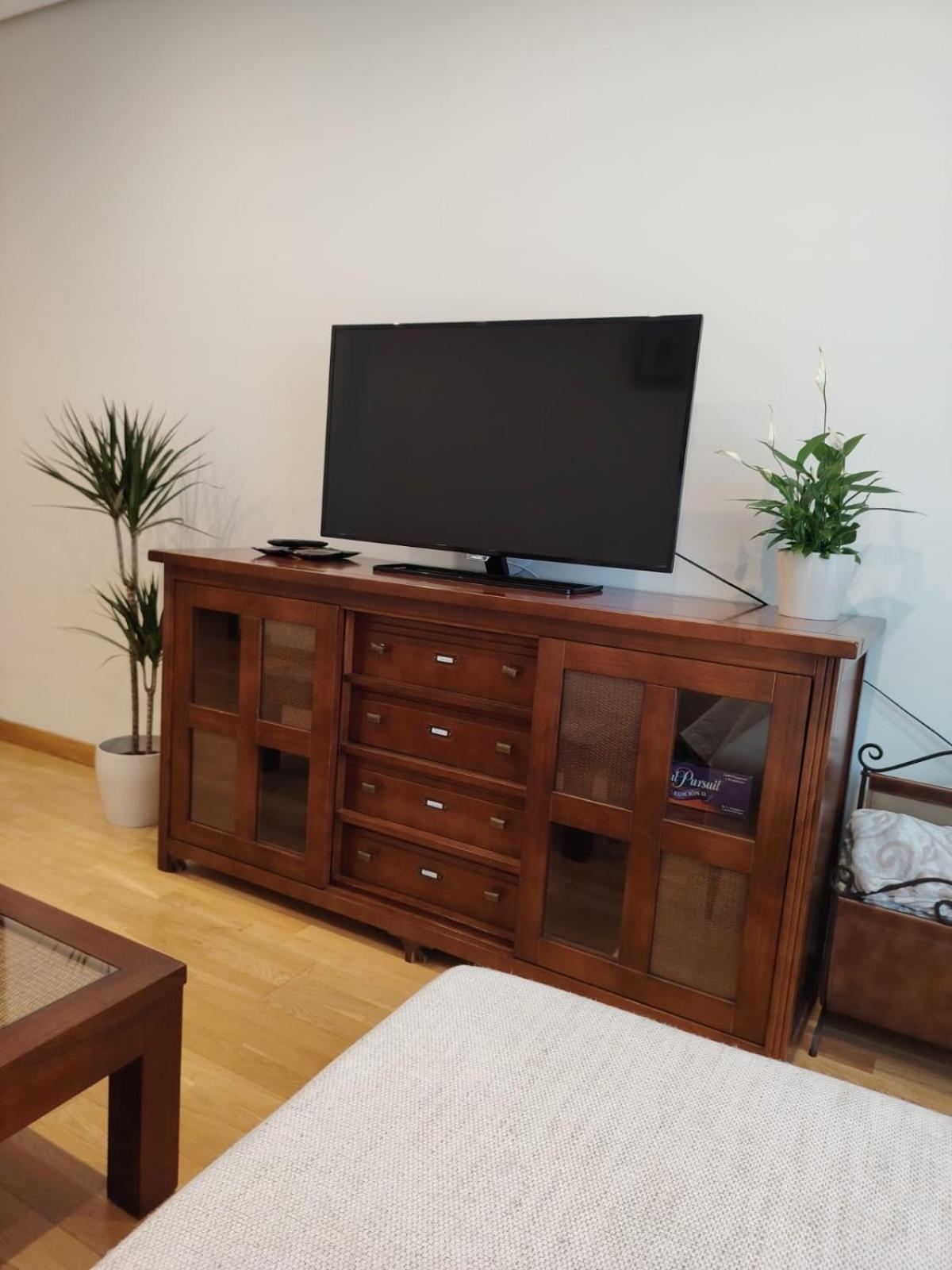 Avello Oviedo Con Parking Apartment Exterior photo
