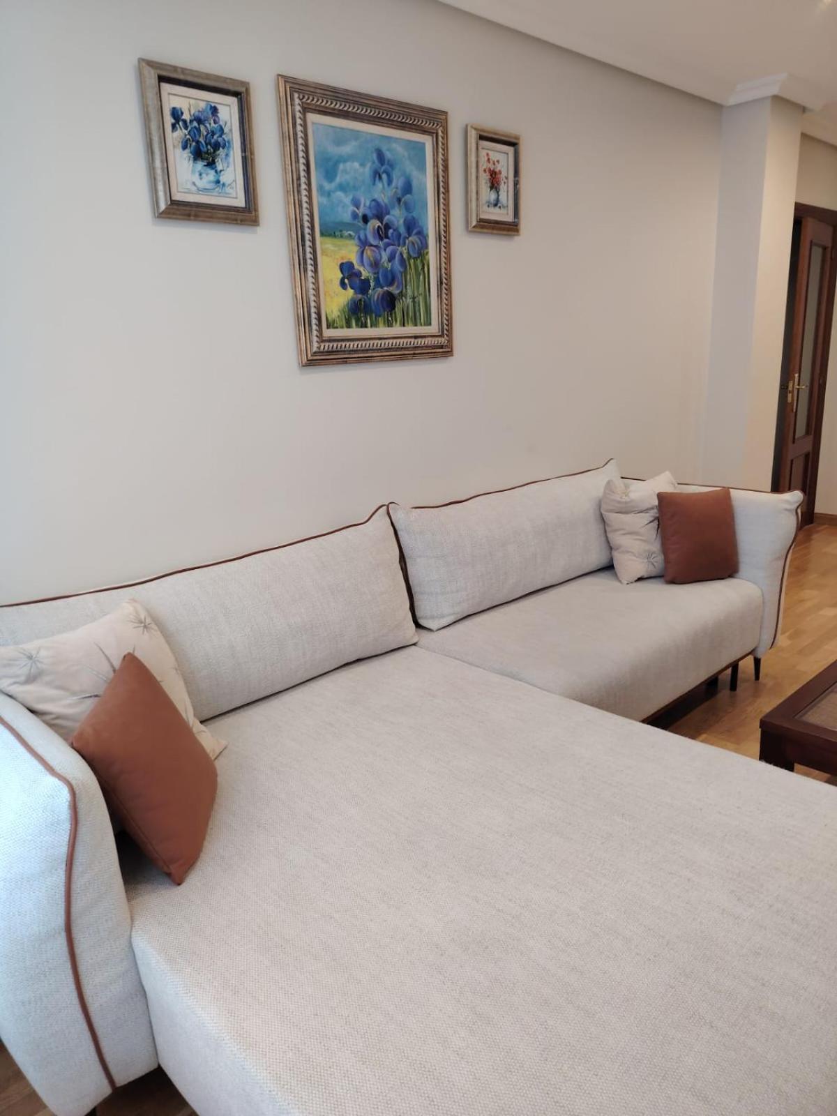 Avello Oviedo Con Parking Apartment Exterior photo